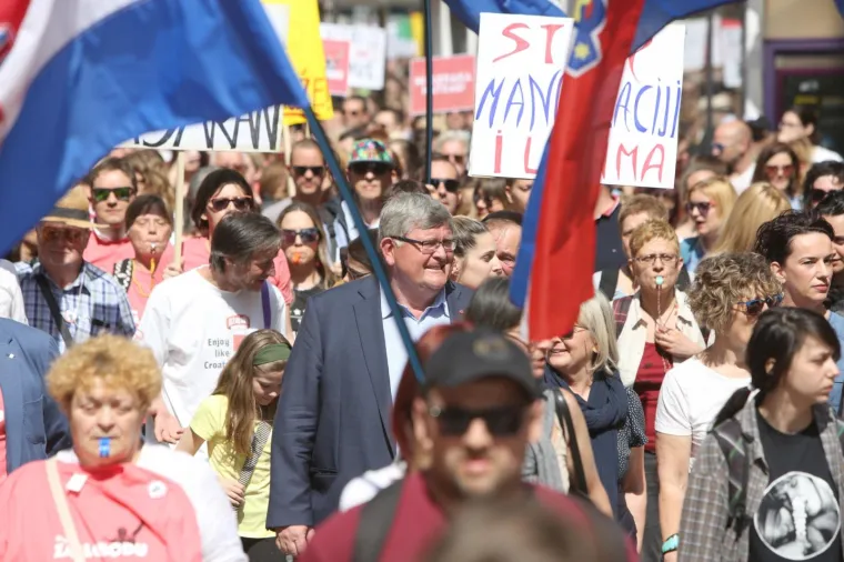 'Za različitost, za ljubav': prosvjedni skup u Rijeci 'Hod za slobodu' protivi se ograničavanju prava