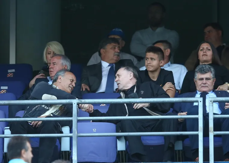 POZNATI ISPUNILI SVEČANU LOŽU: Evo tko je sve do&scaron;ao na proslavu Dinamovog naslova