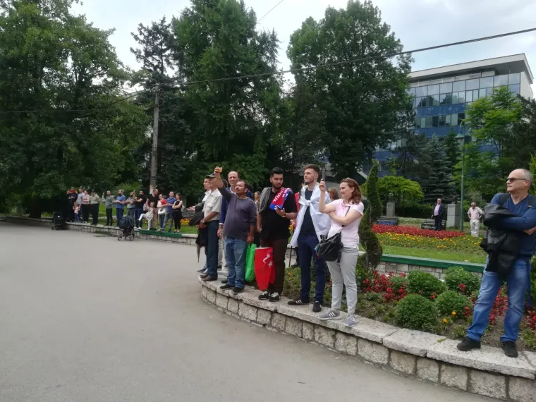 Erdogan u Sarajevu boravi u pratnji supruge Emine, a njihov posjet BiH trebao bi trajati do kasnih večernjih sati i uključuje razgledavanje starog dijela Sarajeva