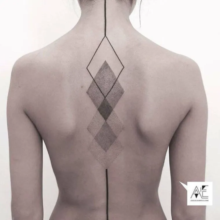 RODITELJI VI&Scaron;E NEMAJU ARGUMENTE PROTIV TETOVAŽA: Na leđima istetovirale prava umjetnička djela