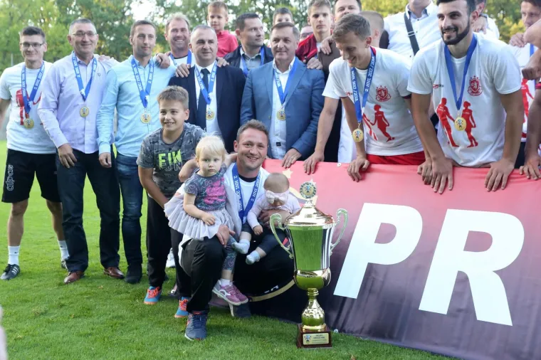 GORICA PROSLAVILA ULAZAK U PRVU LIGU: Osvojili Drugu ligu sa samo bodom više od Varaždina i Dinama II
