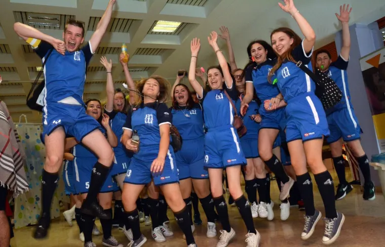 Veliki foto izvje&scaron;taj: pogledajte kako su maturanti proslavili zadnji dan diljem Hrvatske