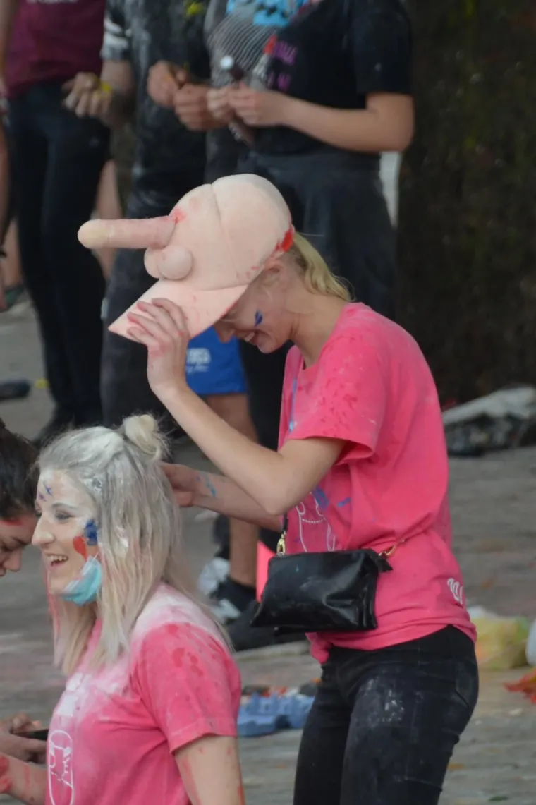 Veliki foto izvje&scaron;taj: pogledajte kako su maturanti proslavili zadnji dan diljem Hrvatske