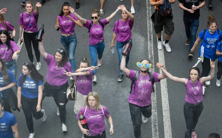 Veliki foto izvje&scaron;taj: pogledajte kako su maturanti proslavili zadnji dan diljem Hrvatske