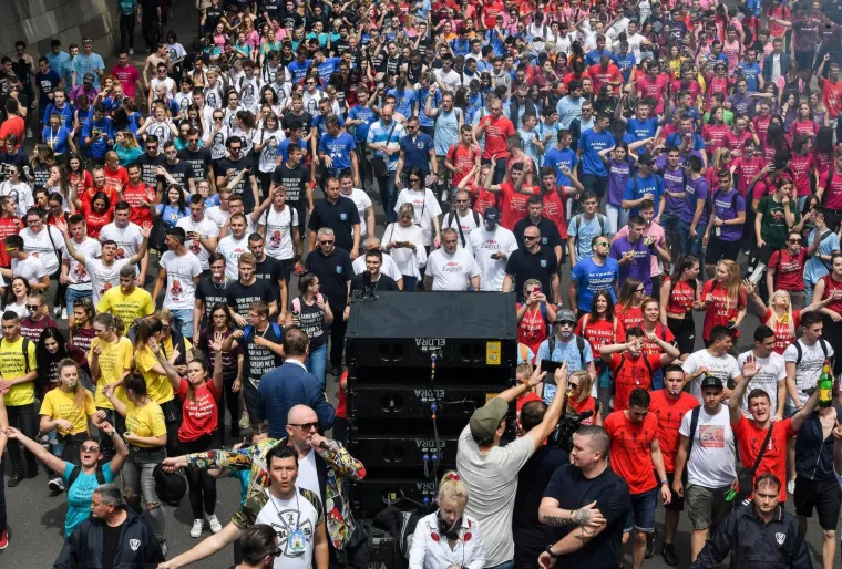 Veliki foto izvje&scaron;taj: pogledajte kako su maturanti proslavili zadnji dan diljem Hrvatske