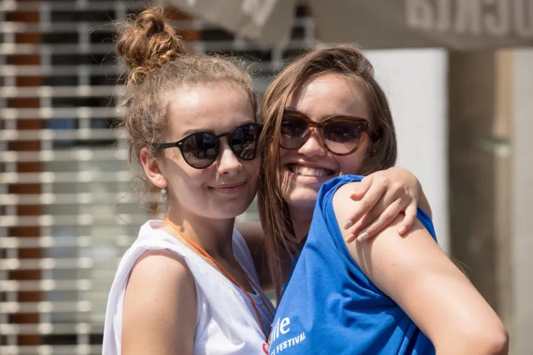 Veliki foto izvje&scaron;taj: pogledajte kako su maturanti proslavili zadnji dan diljem Hrvatske