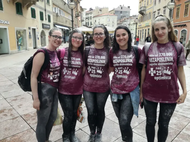 Riječki maturanti slave kraj srednjo&scaron;kolskog obrazovanja