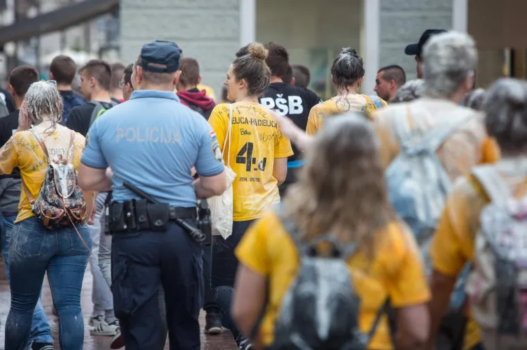 Riječki maturanti slave kraj srednjo&scaron;kolskog obrazovanja