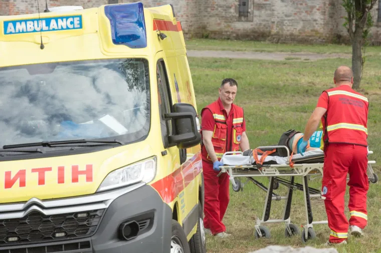 Plesanjem Quadrille maturanti obilježili posljednji dan srednje &scaron;kole u Osijeku