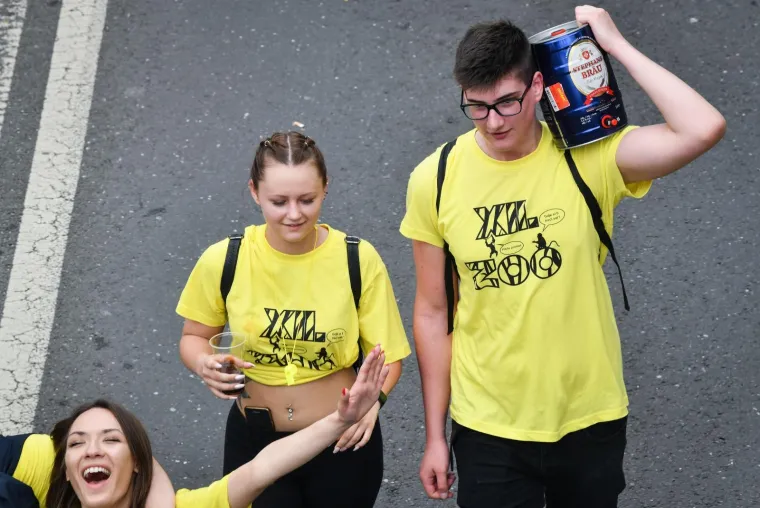 Okupljanje maturanata na Trgu bana Jelačića u Zagrebu