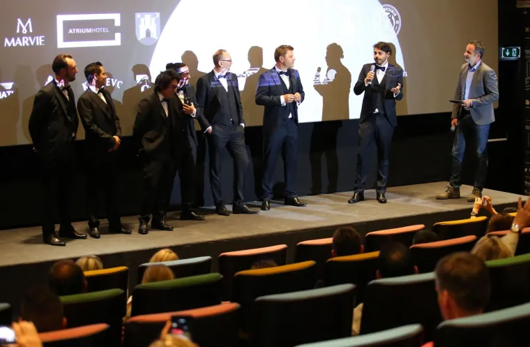 U Kaptol Boutique kinu premijerno je prikazan dokumentarni film Vatreni, koji je povodom 20 godina od hrvatske bronce na SP-u Francuskoj napravili Meksikanci predvođeni redateljem Edsonom Ramirezom.
