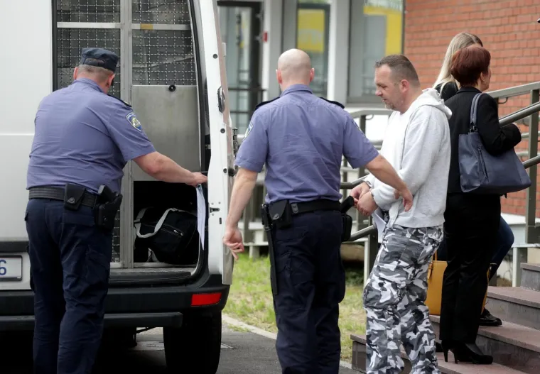 Povezujući ostale nerije&scaron;ene slučajeve pljački, policija je utvrdila da je 47-godi&scaron;njak ranije počinio jo&scaron; tri razbojni&scaron;tva, od čega je jedno ostalo u poku&scaron;aju i u po&scaron;ti u Kupinečkom Kraljevcu 30. siječnja.