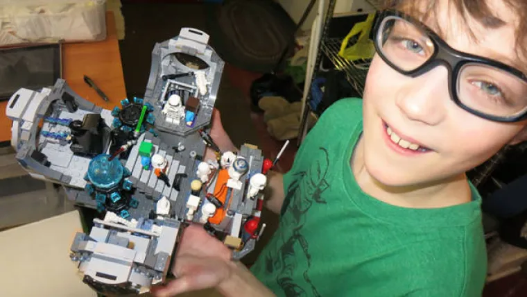 PRIZORI OD KOJIH ĆE VAM NASTATI KNEDLA U GRLU: Evo kako se igraju djeca čiji roditelji zarađuju 180 kuna mjesečno