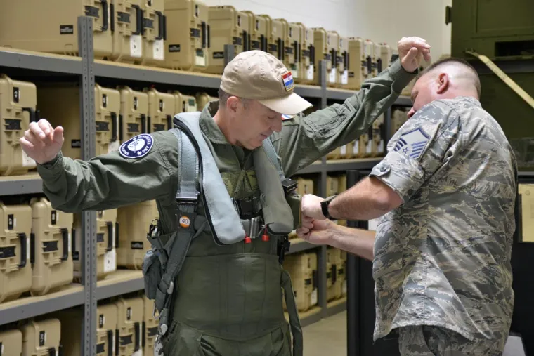 Damir Krstičević prvi hrvatski ministar obrane koji je imao prilike letjeti u američkom F-16