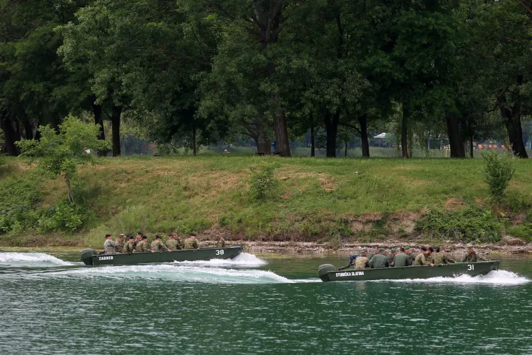 Uz jezero Jarun u tijeku su pripreme za proslavu Dana Oružanih snaga RH