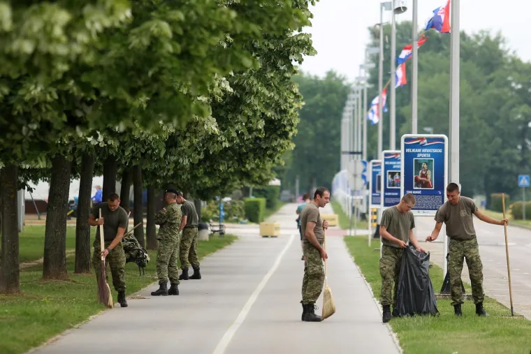 Uz jezero Jarun u tijeku su pripreme za proslavu Dana Oružanih snaga RH