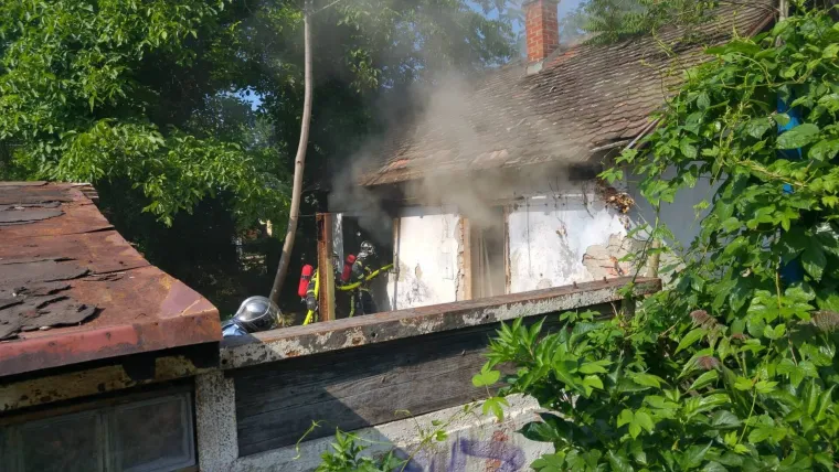 Požar na Magazinskoj cesti u Zagrebu