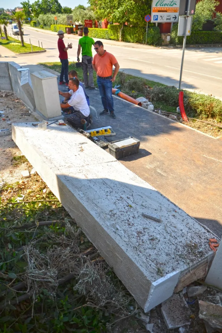Stravične fotografije: u prometnoj nesreći u Medulinu poginula dva mu&scaron;karca