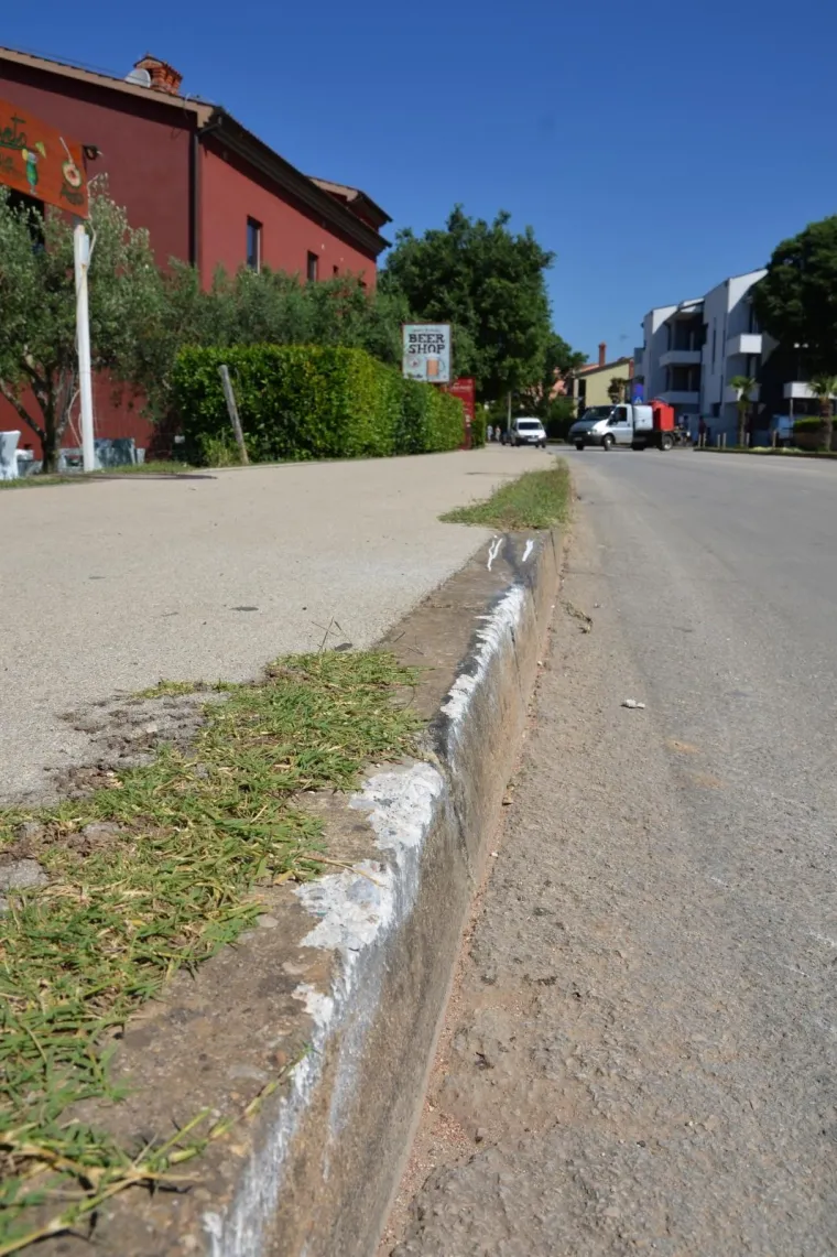 Stravične fotografije: u prometnoj nesreći u Medulinu poginula dva mu&scaron;karca