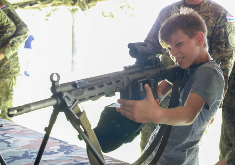 Pi&scaron;tolji, pu&scaron;ke, rakete, helikopteri, radari...pogledajte &scaron;to je sve Hrvatska vojska prezentirala na Jarunu