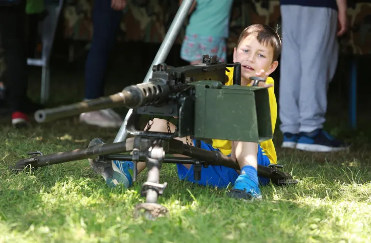 Pi&scaron;tolji, pu&scaron;ke, rakete, helikopteri, radari...pogledajte &scaron;to je sve Hrvatska vojska prezentirala na Jarunu