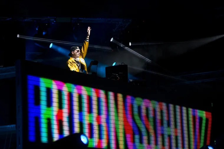 POČEO JE SEA STAR FESTIVAL: Evo kako se sinoć zabavljalo na partyju u Umagu