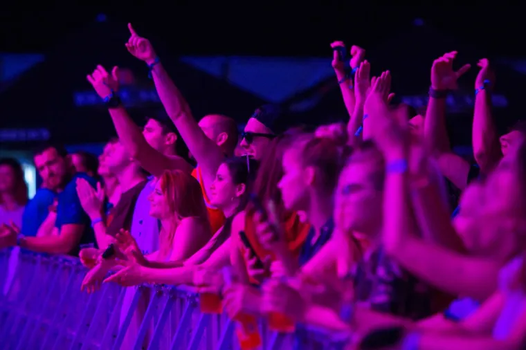 POČEO JE SEA STAR FESTIVAL: Evo kako se sinoć zabavljalo na partyju u Umagu