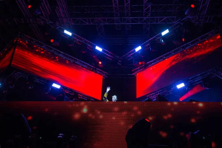 POČEO JE SEA STAR FESTIVAL: Evo kako se sinoć zabavljalo na partyju u Umagu