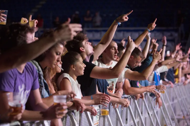 POČEO JE SEA STAR FESTIVAL: Evo kako se sinoć zabavljalo na partyju u Umagu