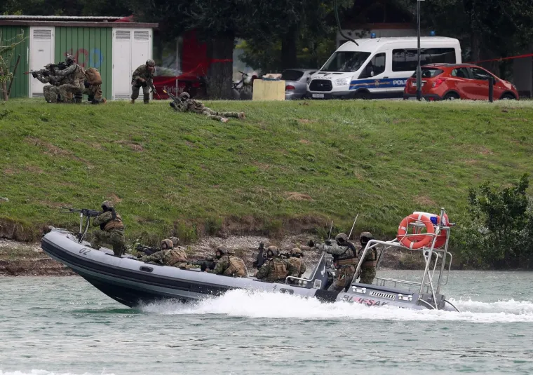 DEMONSTRACIJA MOĆI NA JARUNU: Hrvatska vojska pred građanima pokazala &scaron;to posjeduje