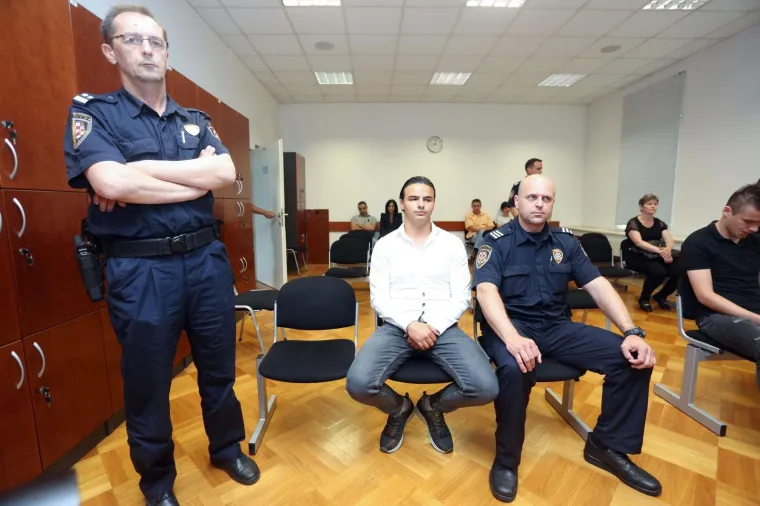 Kod sutkinje Ane Kovačević počelo suđenje Davidu Kom&scaron;iću, Arjanu Rexhepiju, Armendu Rexhepiju te Filipu Filipoviću zbog protupravnog oduzimanja slobode i o&scaron;tećenje tuđe stvari.