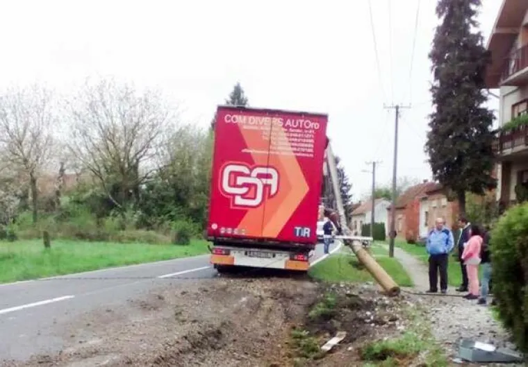 Čitateljica nam poslala uznemirujuće fotografije i poručila: 'Strahujemo za na&scaron;u djecu'