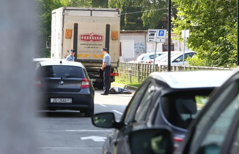 Kamion pregazio pje&scaron;aka na stanici za tehnički pregled Euro zagreb u Remetincu