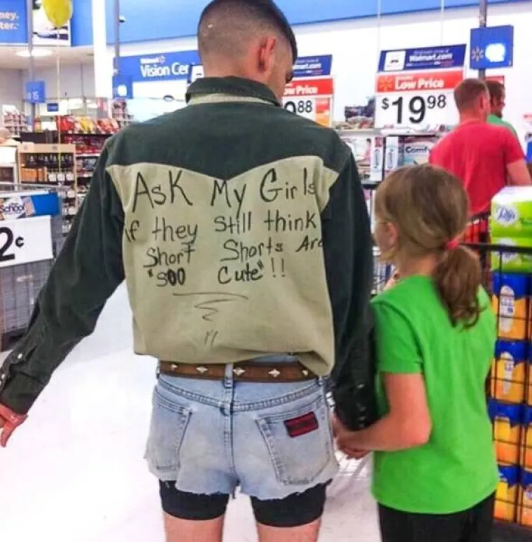 ZASLUŽUJU LI OVI OČEVI ZGRAŽANJE ILI SMIJEH: Njihov način odgoja nije ba&scaron; tipičan, sviđa li se vama?