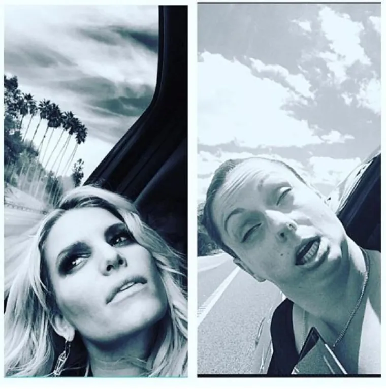 Komičarka radi reprodukcije fotki slavnih kako bi pokazala koliko su nerealne