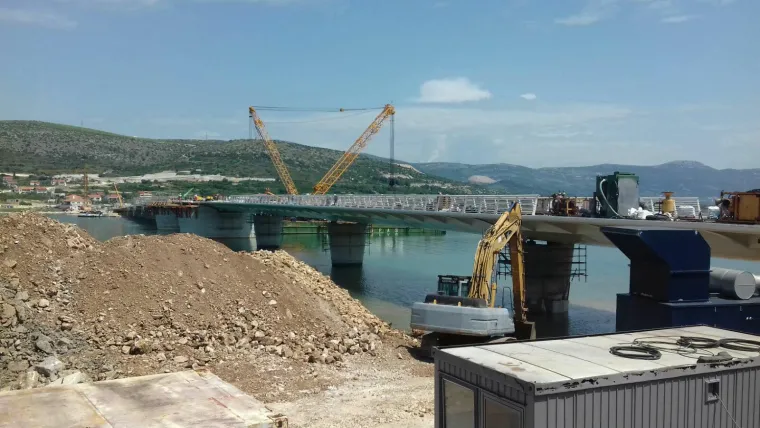 Čiovski most polako poprima zavr&scaron;ni izgled, ali na nekim dijelovima ima jo&scaron; puno posla