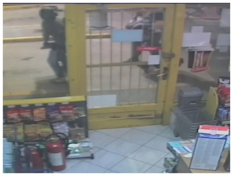 Policija je nad trojcem obavila kriminalističko istraživanje te su ih, uz pripadajuće kaznene prijave, prepratili u pritvor