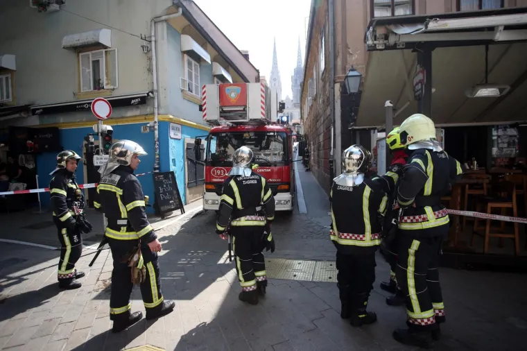 GORJELO U CENTRU ZAGREBA: Vatrogasci hitrom intervencijom stavili požar u Skalinskoj ulici pod kontrolu