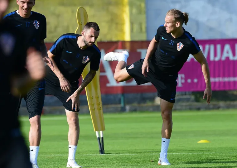 VATRENI ODRADILI POPODNEVNI TRENING: Ćorluka trenirao bez problema