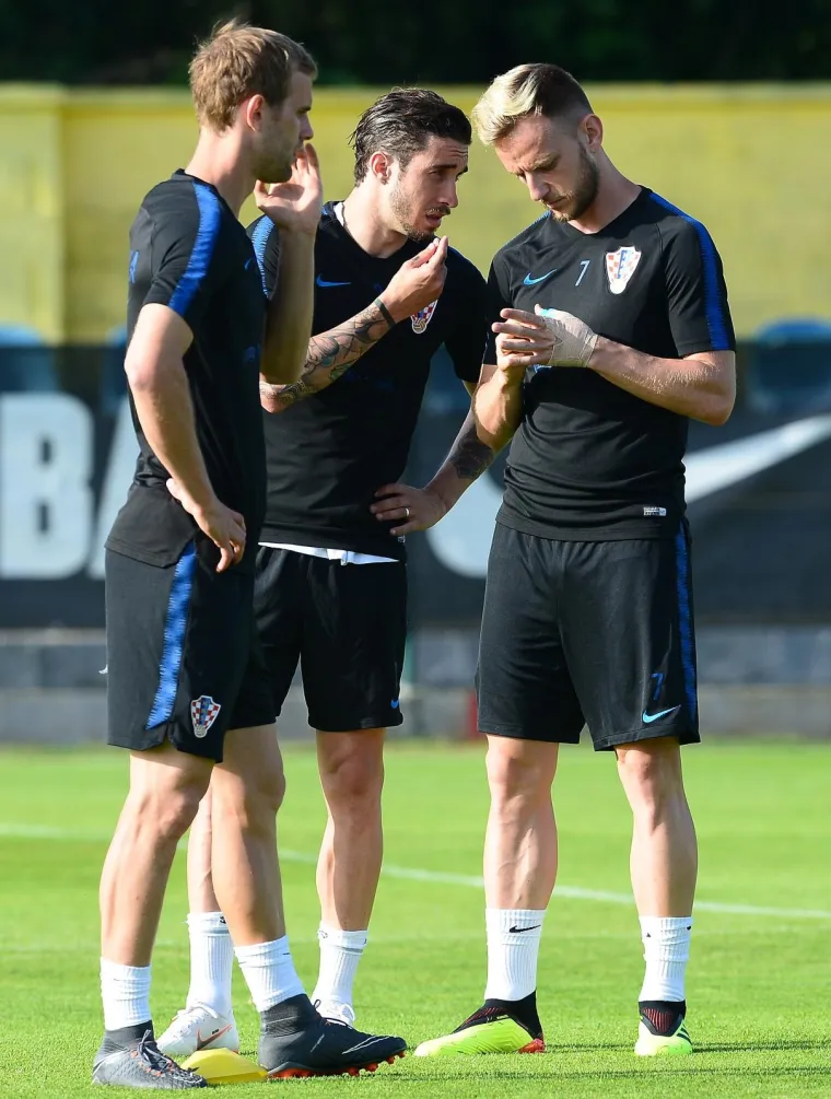 VATRENI ODRADILI POPODNEVNI TRENING: Ćorluka trenirao bez problema