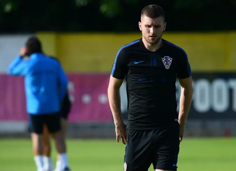 VATRENI ODRADILI POPODNEVNI TRENING: Ćorluka trenirao bez problema