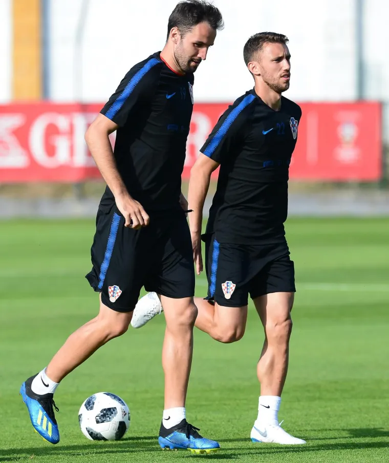 VATRENI ODRADILI POPODNEVNI TRENING: Ćorluka trenirao bez problema