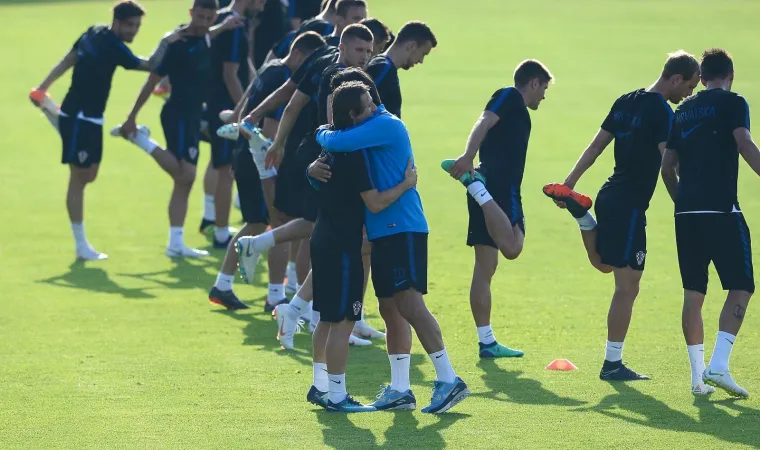 IZBORNIK DALIĆ KONAČNO DOČEKAO I SVOG KAPETANA: Modrić stigao u Rovinj