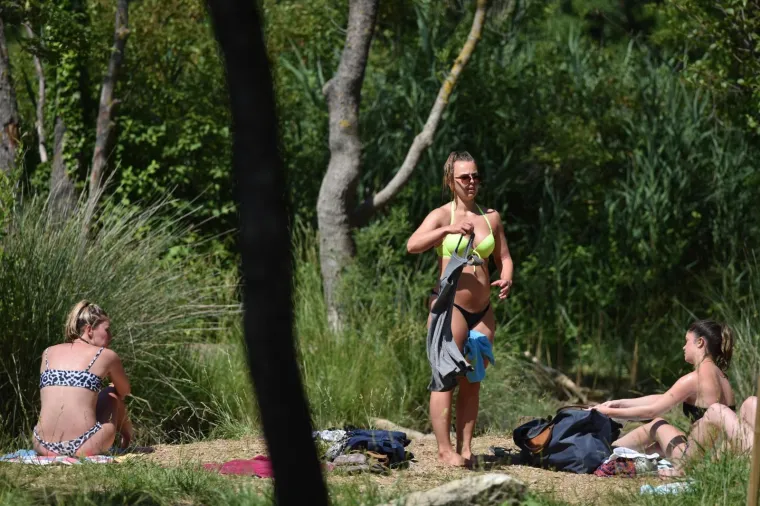 Visoke temperature natjerale su mnoge da potraže osvježenje