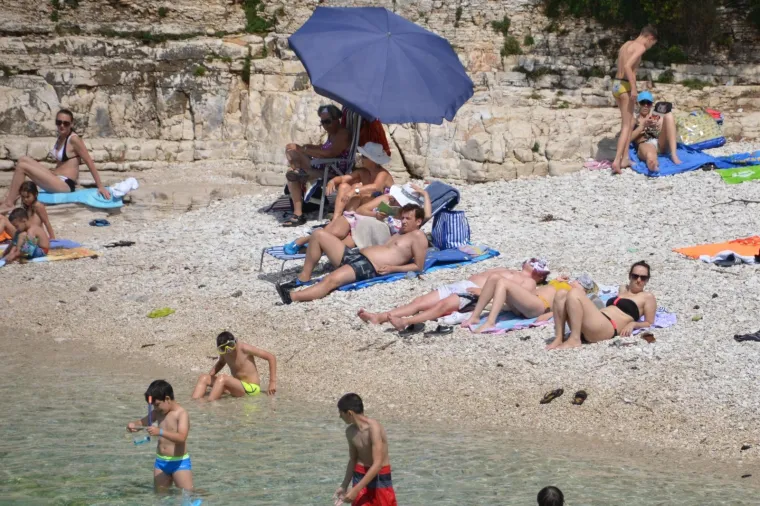 Visoke temperature natjerale su mnoge da potraže osvježenje