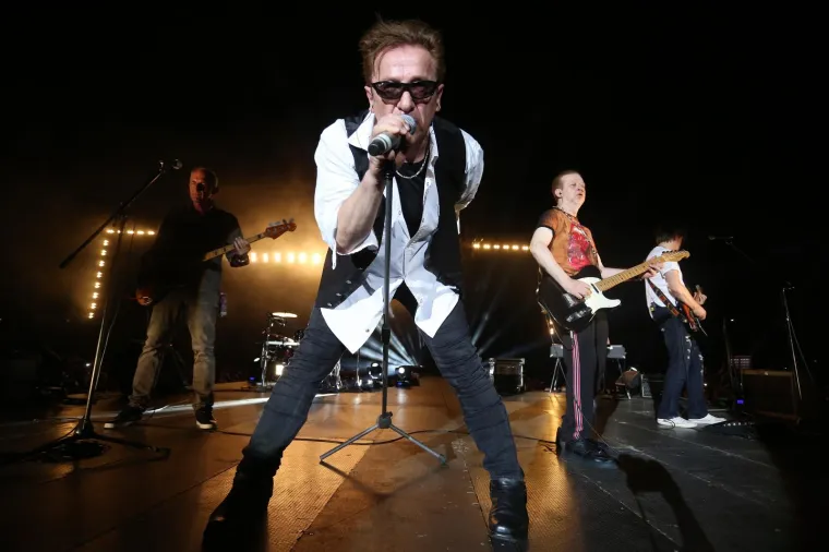 SPEKTAKL ZA KRAJ TURNEJE: Prljavo kazali&scaron;te pred tisućama fanova proslavilo 40. rođendan