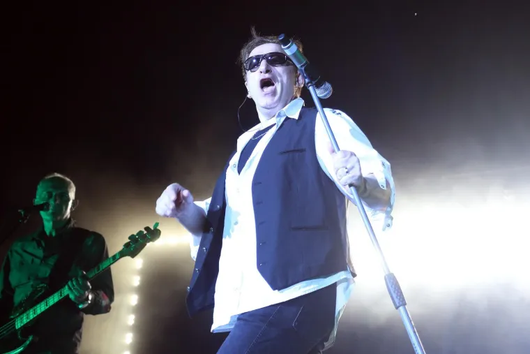 SPEKTAKL ZA KRAJ TURNEJE: Prljavo kazali&scaron;te pred tisućama fanova proslavilo 40. rođendan