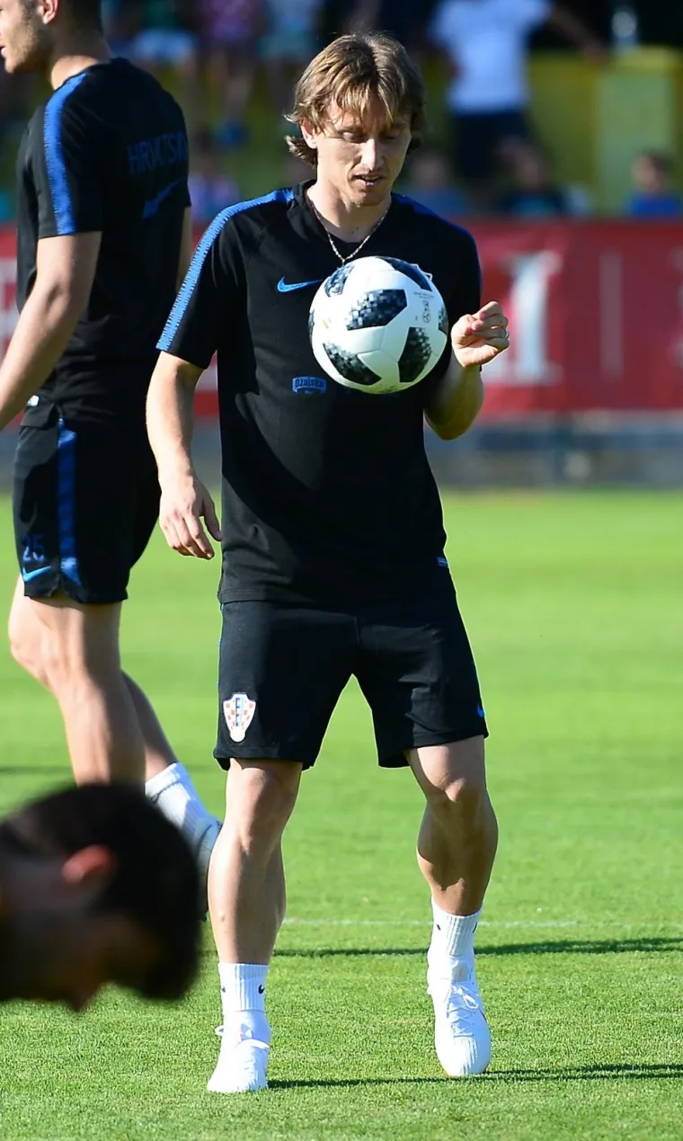 VATRENI ODRADILI POSLJEDNJI TRENING U ROVINJU: Sve je spremno za utakmicu s Brazilom