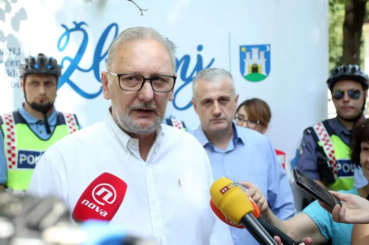 U Maksimiru održana MUP-ova akcija 'Biciklirajmo: sigurno i zajedno'