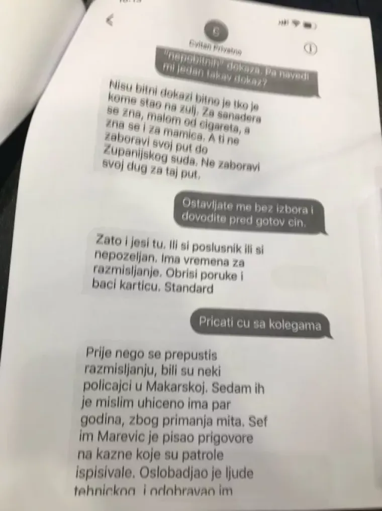Na pressici je objavio SMS poruke koje navodno 'pripadaju' Dinku Cvitanu, i prema kojima ispada da je Cvitan ucjenjivao kolege iz sudstva da svakako proglase Mamića krivim, bez obzira na dokaze